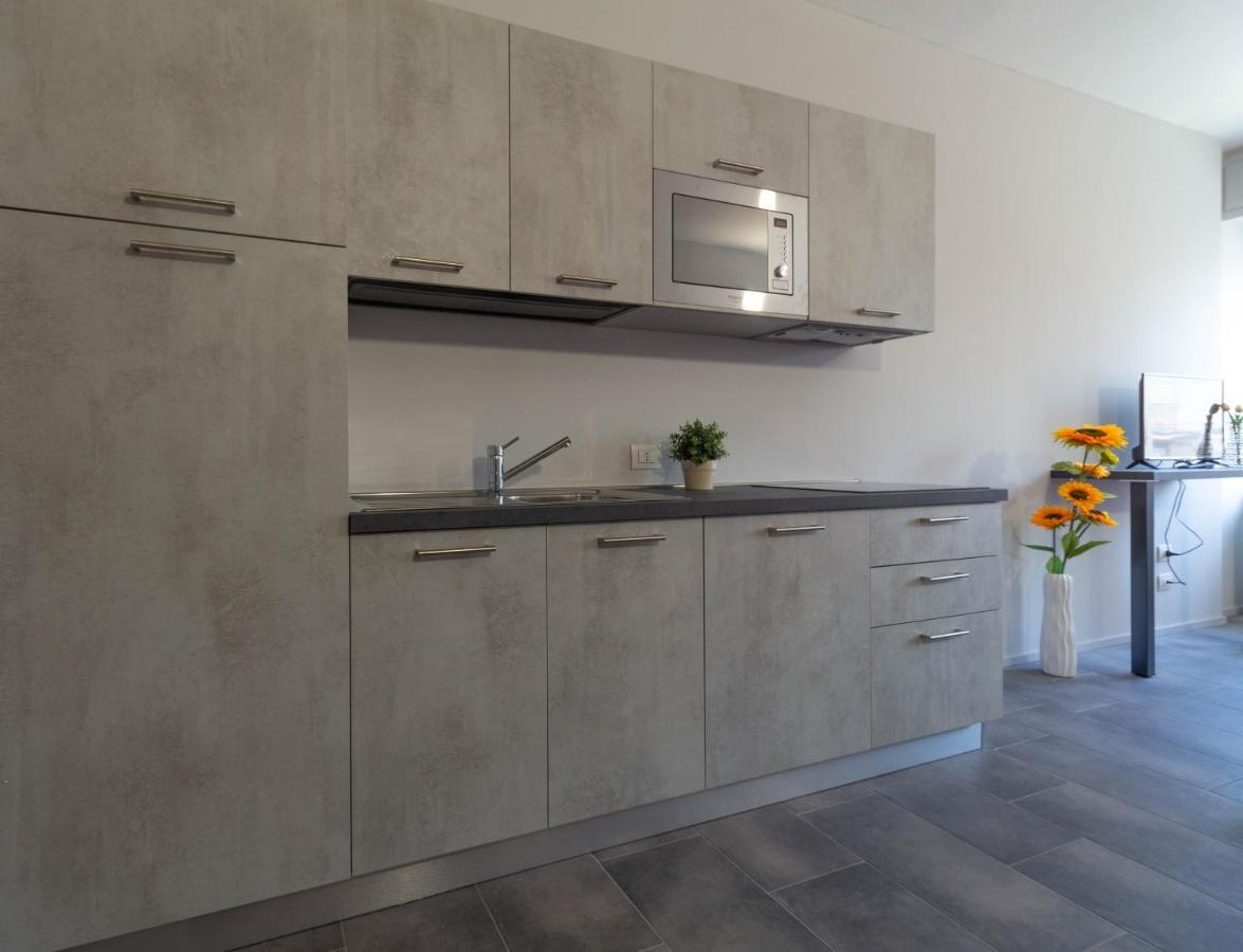 Appartamento Girasole - Affitti Brevi Italia Lecco Exterior foto